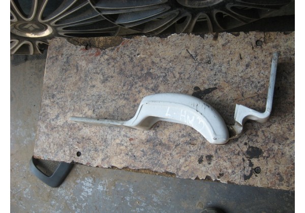 Навіс, скоба задніх лівих дверей, низ 180 ° (петля) Renault Master II, 8200521899